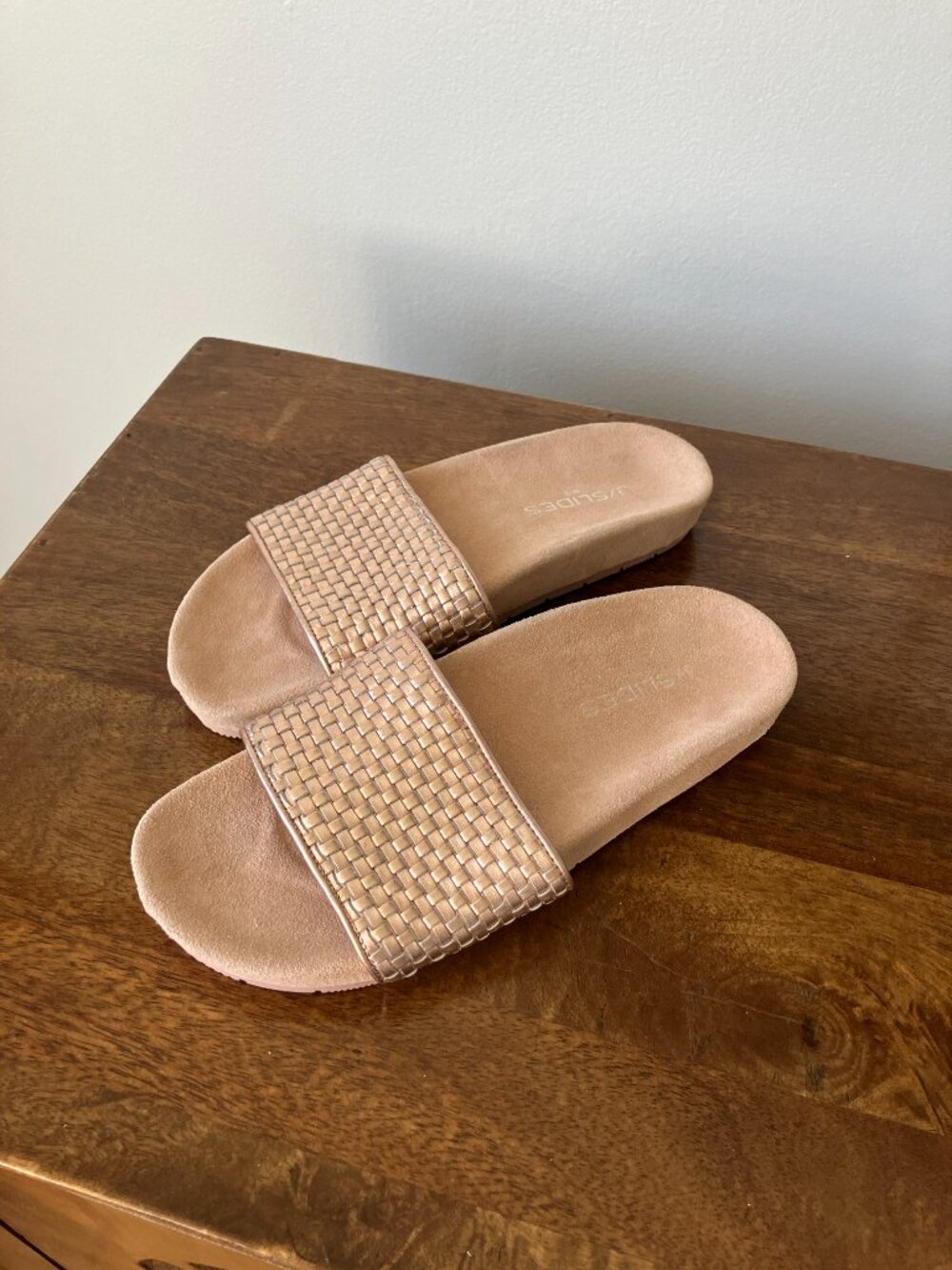 J/Slides sandals flat slides leather suede Size 7.5 copper pink rose gold NWOT
